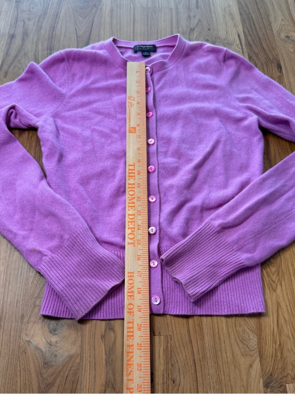 Classiques Entier Cashmere Cardigan Sweater Women’s Medium Purple - Picture 9 of 11